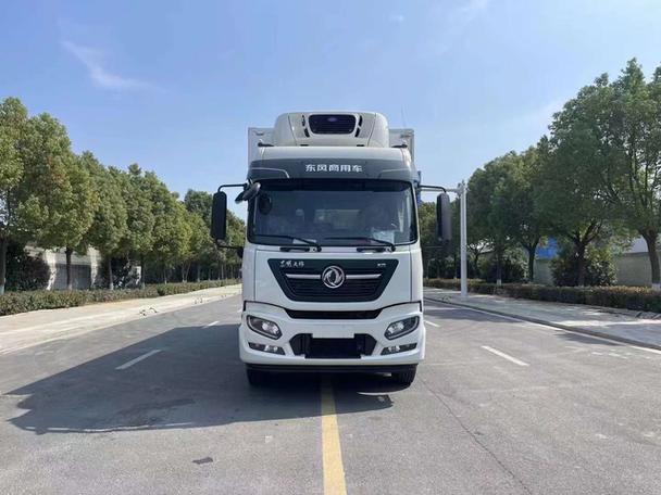 7米9东风天锦冷藏车 47立方大容积，长途运输10吨多体积货物的理想之选